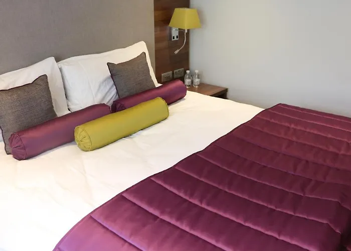 Top Hotels Near Wyboston for Relaxing Stays