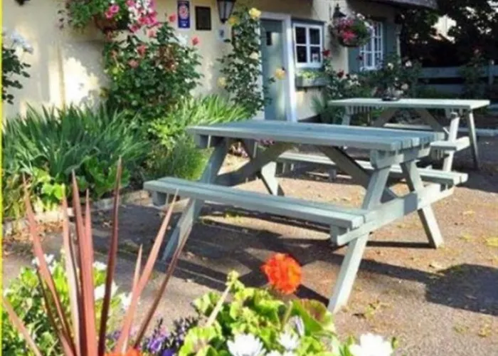 Best Hotels Close to Duxford, UK