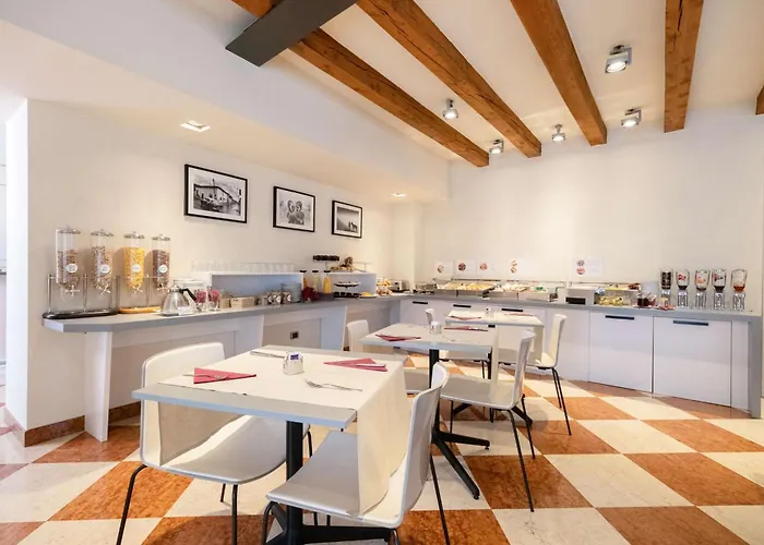 Best Hotels in Verona